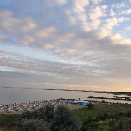Прекрасен Апартамент С Изглед Към Морето Сарафово 2 Burgas City Eksteriør billede