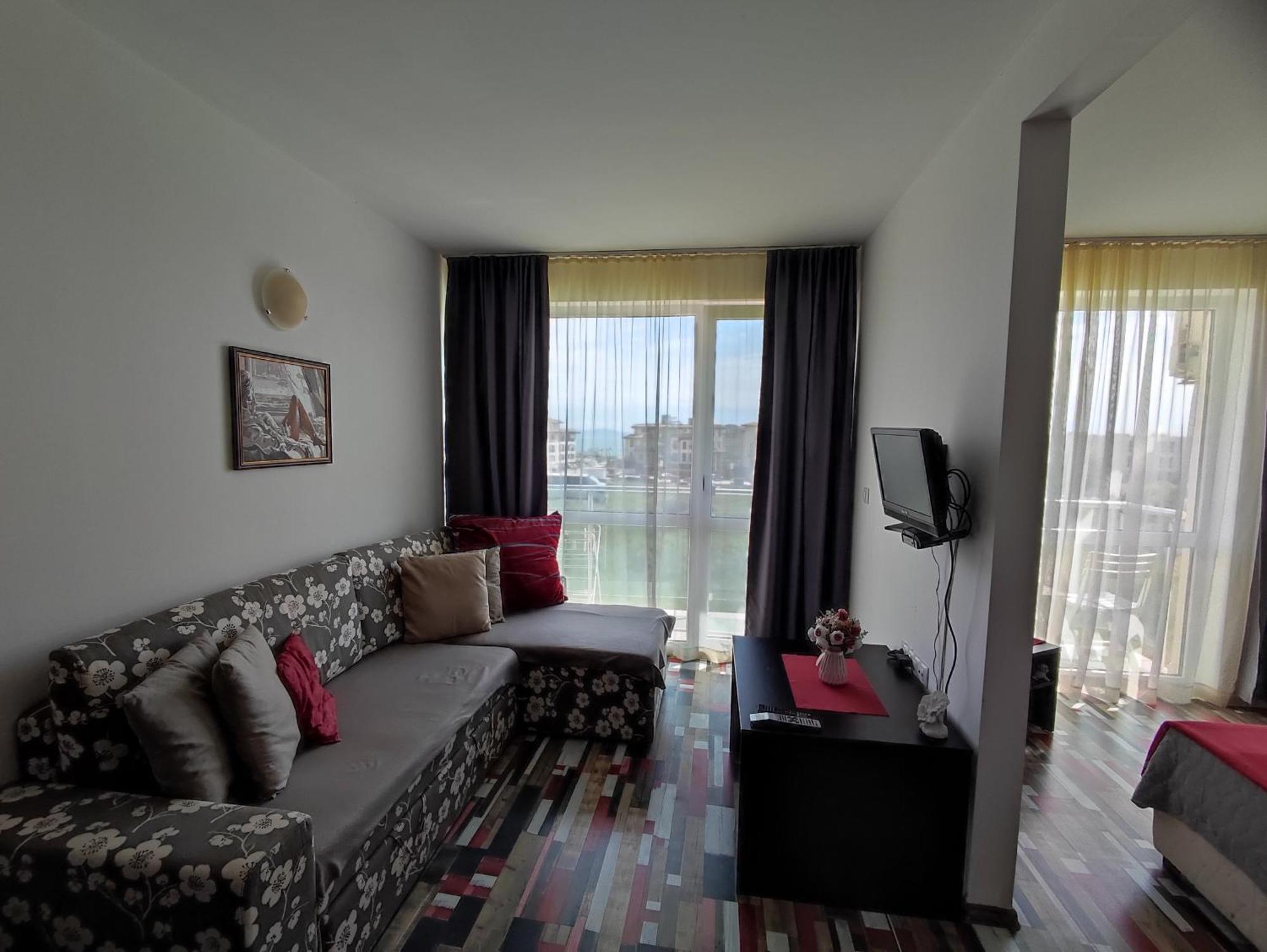 Прекрасен Апартамент С Изглед Към Морето Сарафово 2 Burgas City Eksteriør billede
